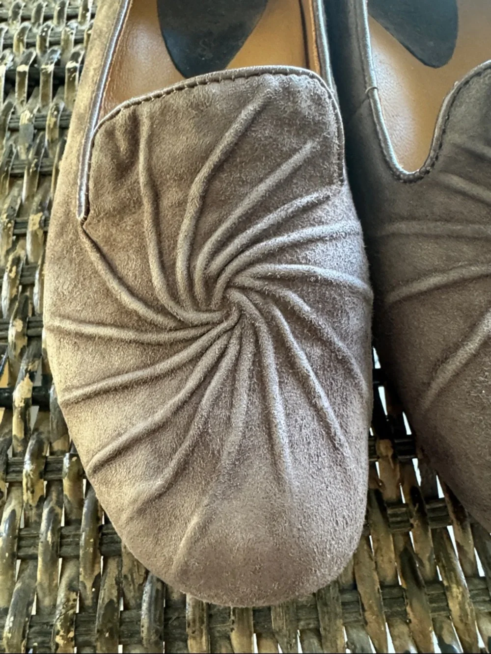 Earthies Zuma Dark Taupe Slip‎ on Loafer Women’s Size 5